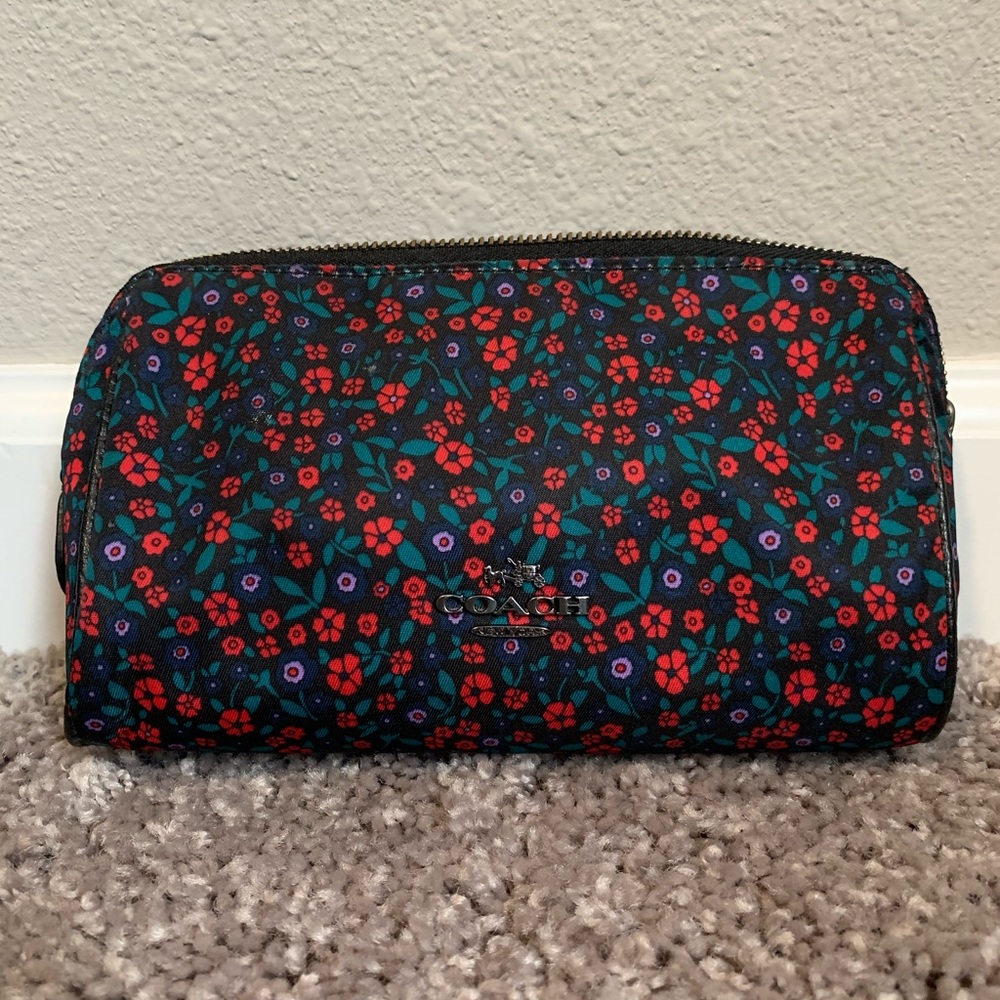 Coach Ranch Floral Cosmetic Bag